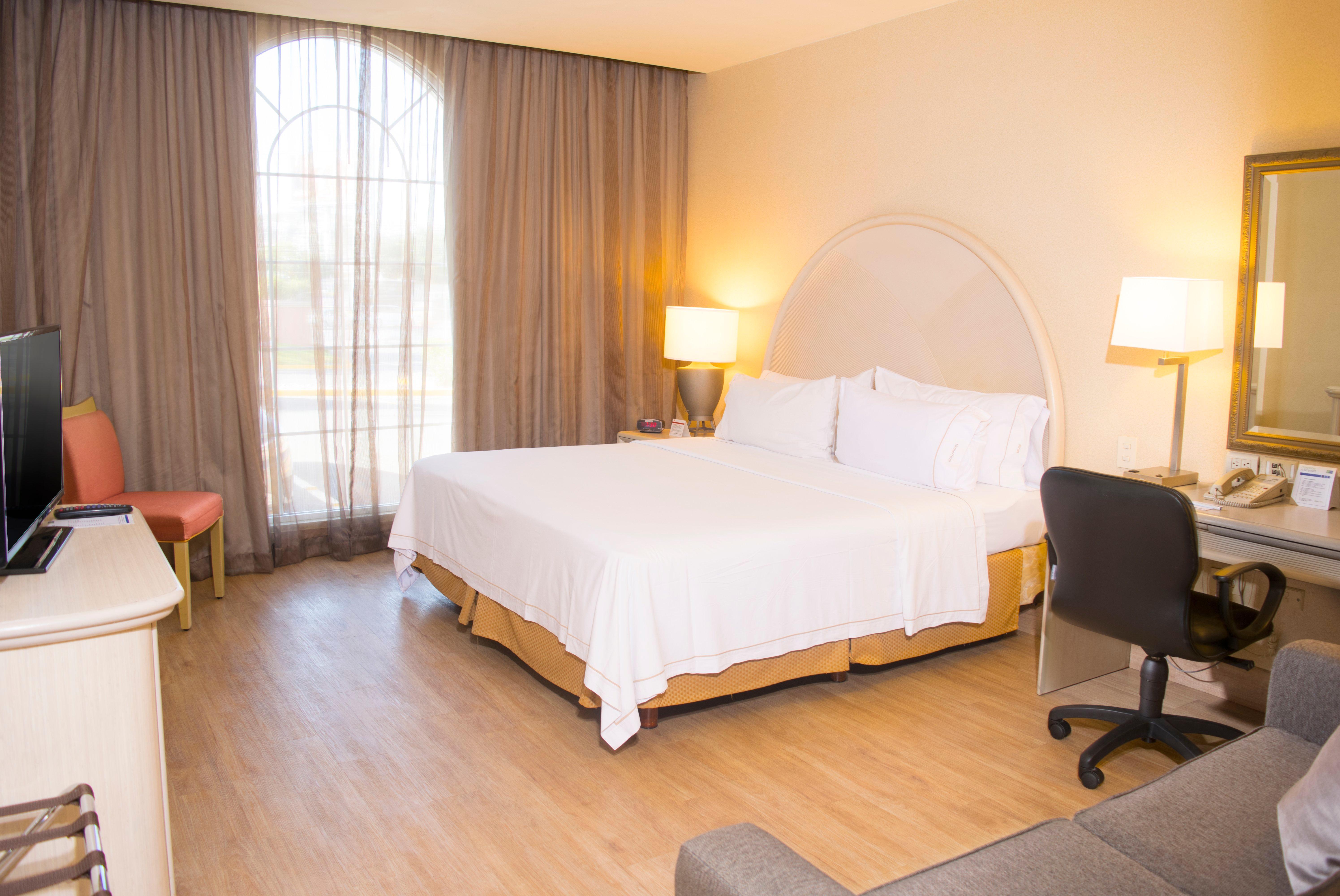 Holiday Inn Express Monterrey Galerias-San Jeronimo By Ihg Extérieur photo