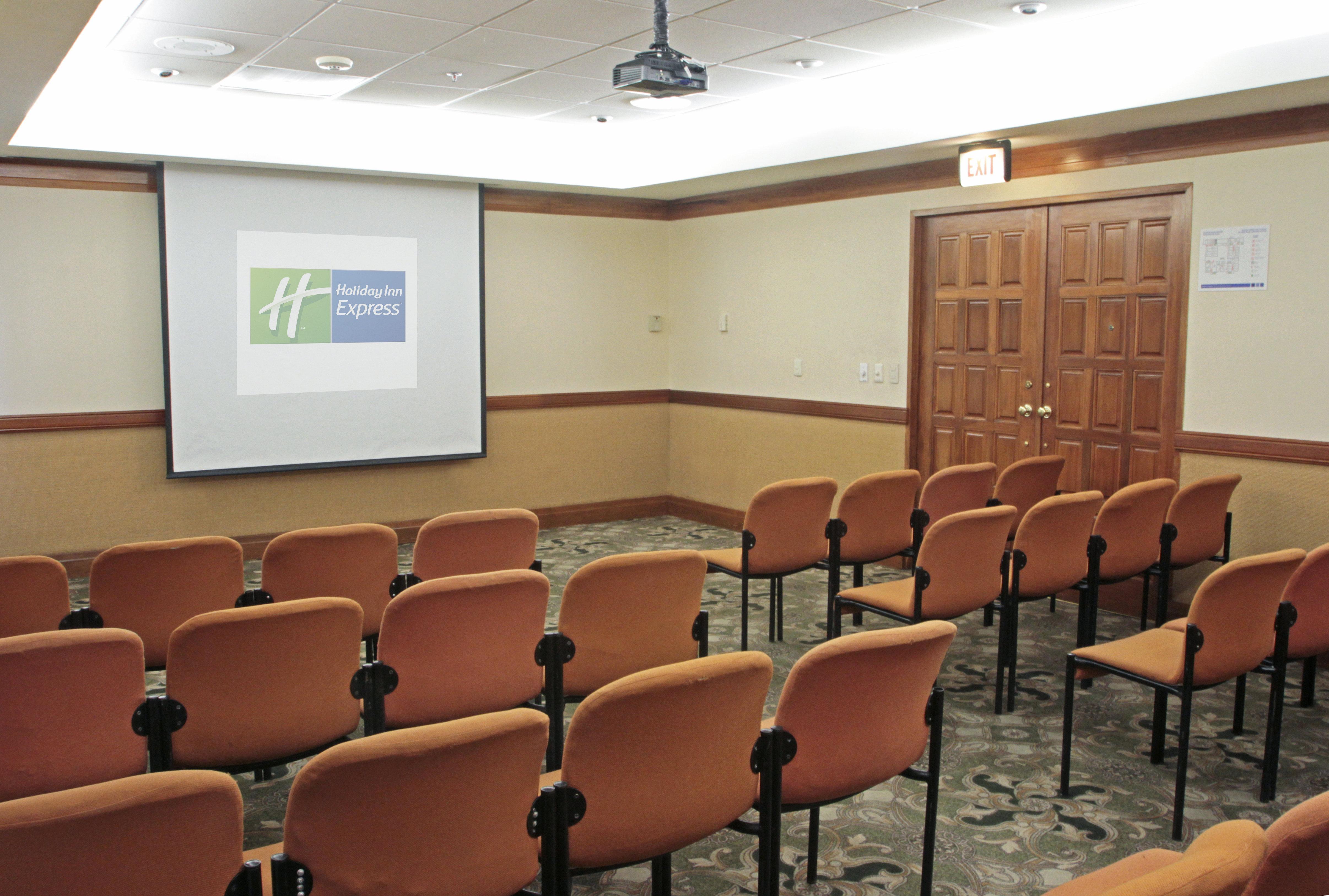 Holiday Inn Express Monterrey Galerias-San Jeronimo By Ihg Extérieur photo