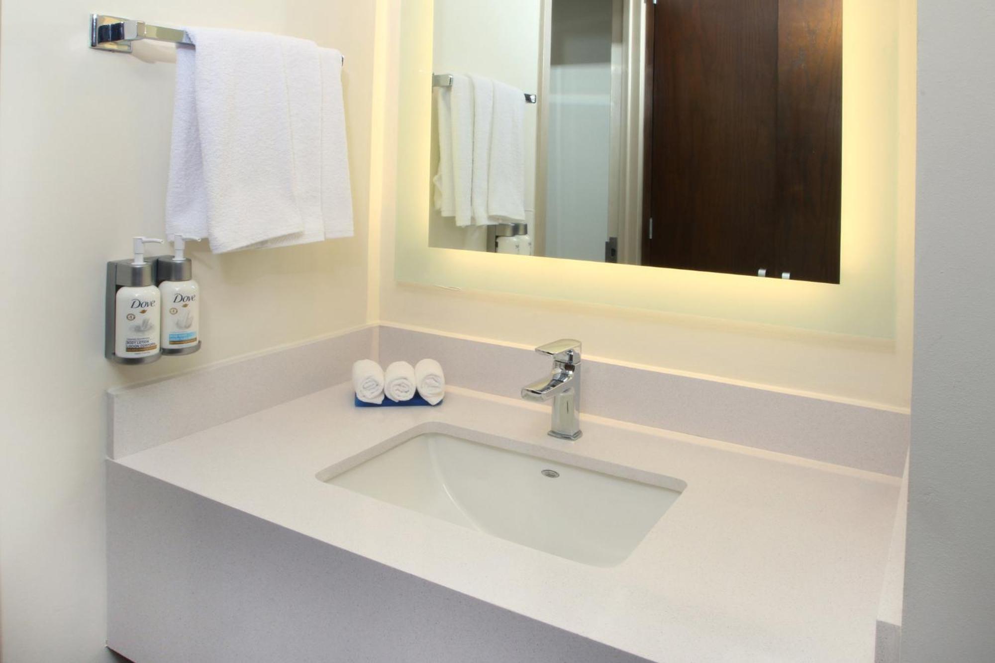 Holiday Inn Express Monterrey Galerias-San Jeronimo By Ihg Extérieur photo