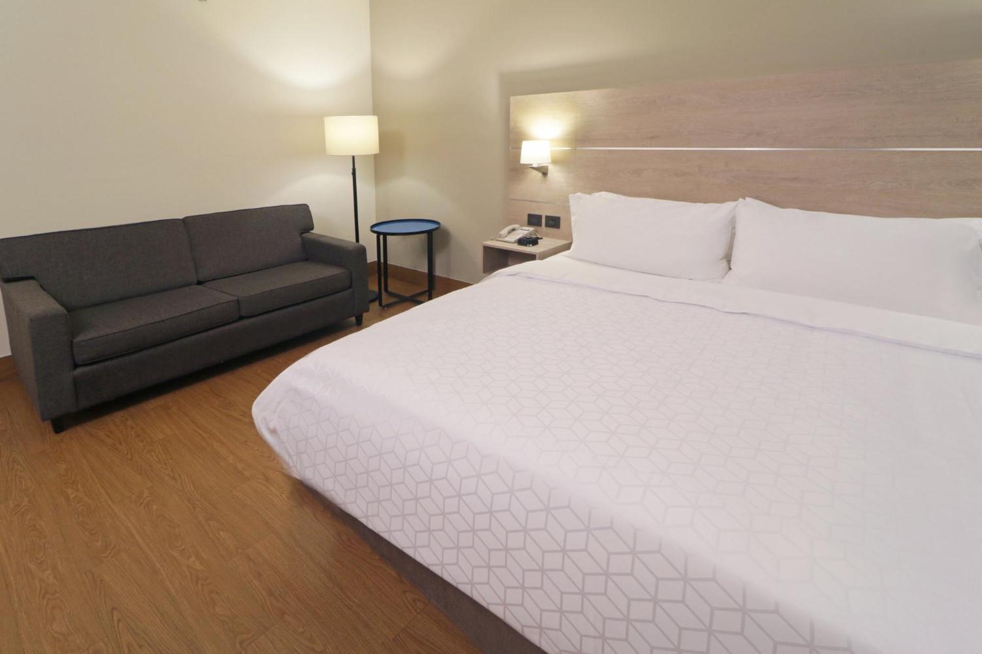 Holiday Inn Express Monterrey Galerias-San Jeronimo By Ihg Extérieur photo